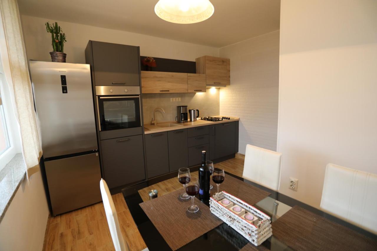 Apartament Klara-Centar Пула Екстер'єр фото