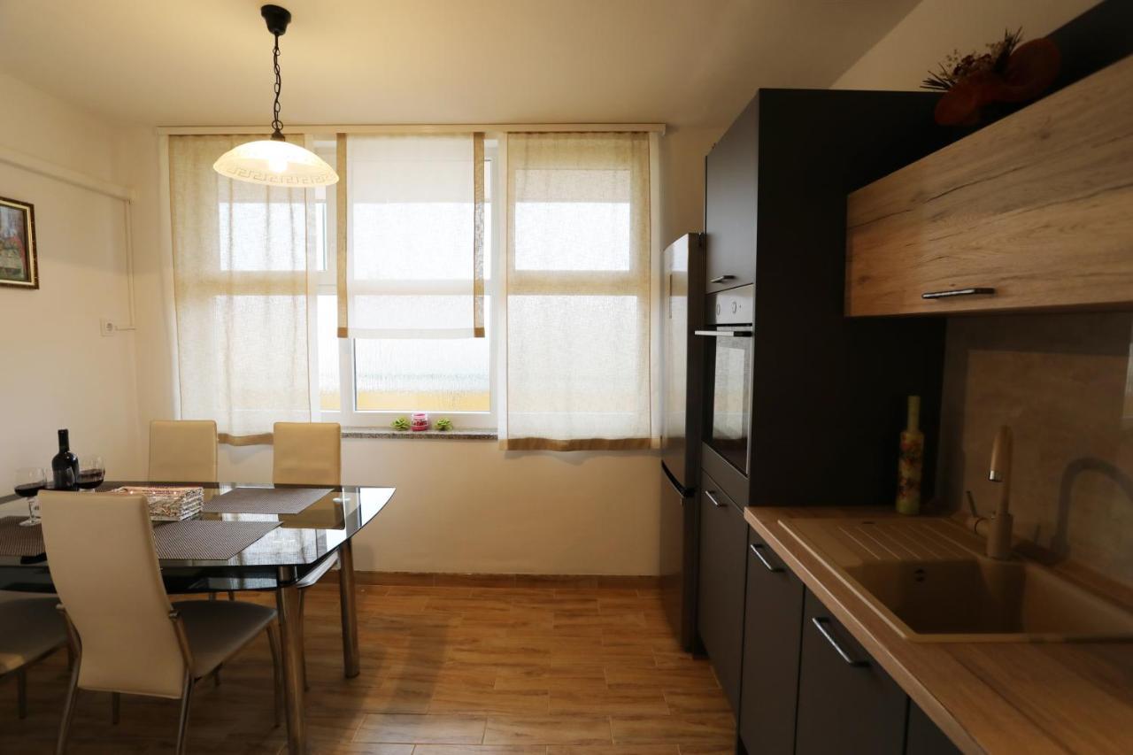 Apartament Klara-Centar Пула Екстер'єр фото
